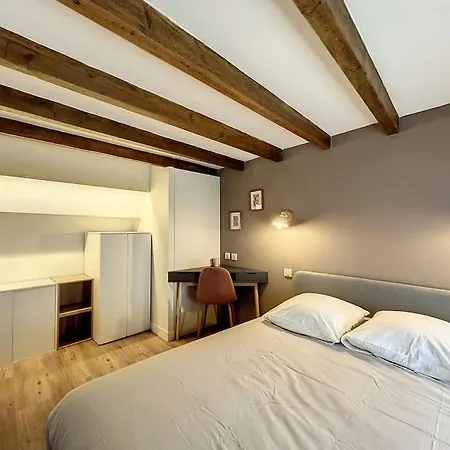 Brp Center, Eight-bedroom Luxury *