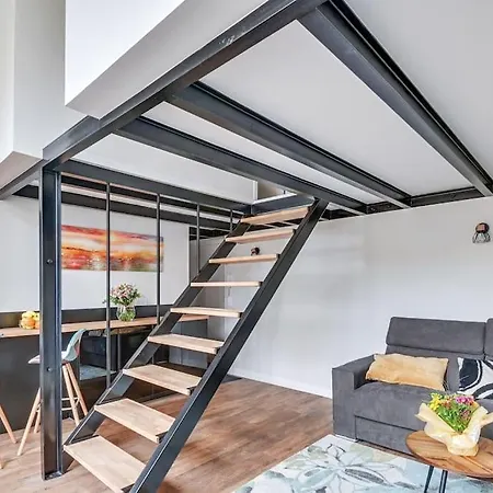 Brp Center, Eight-bedroom Luxury *