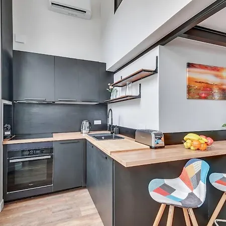 Brp Center, Eight-bedroom Luxury Holiday home